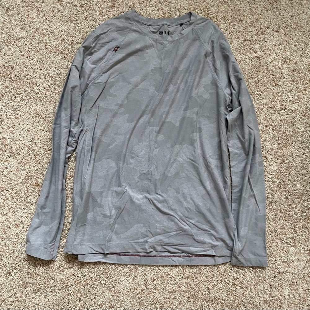 Rhone Reign Camo Men’s Long Sleeve T-Shirt